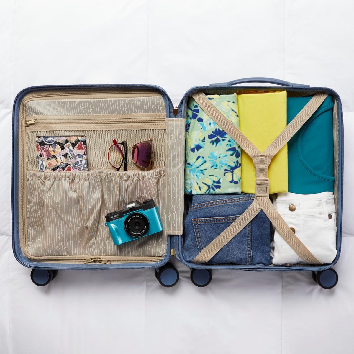 Samantha Brown 19" Hardside Mini Spinner Luggage
